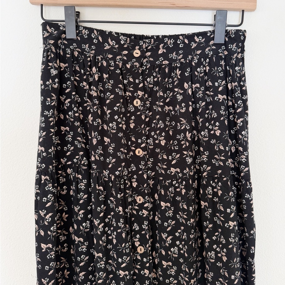 Rylee + Cru Black Floral Skirt Set - Picture 5 of 7